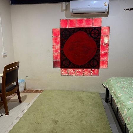 Cozy Nest Cnx Hostel Chiang Mai Luaran gambar
