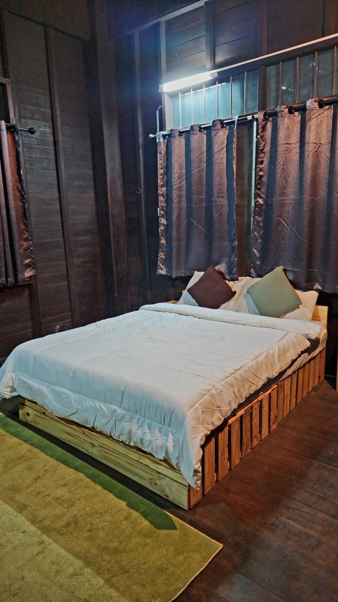 Cozy Nest Cnx Hostel Chiang Mai Luaran gambar